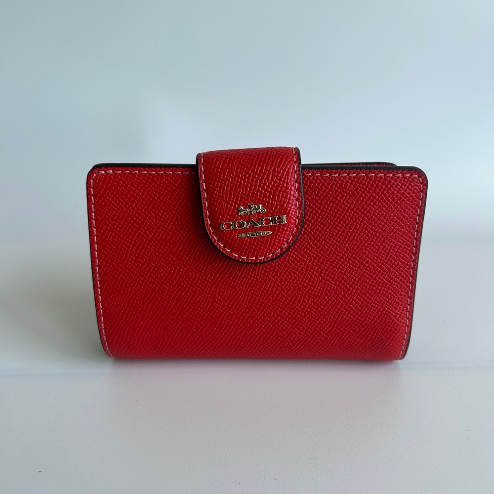 Coach Medium Corner Zip‎ Miami Red Crossgrain Leather Wallet NEW